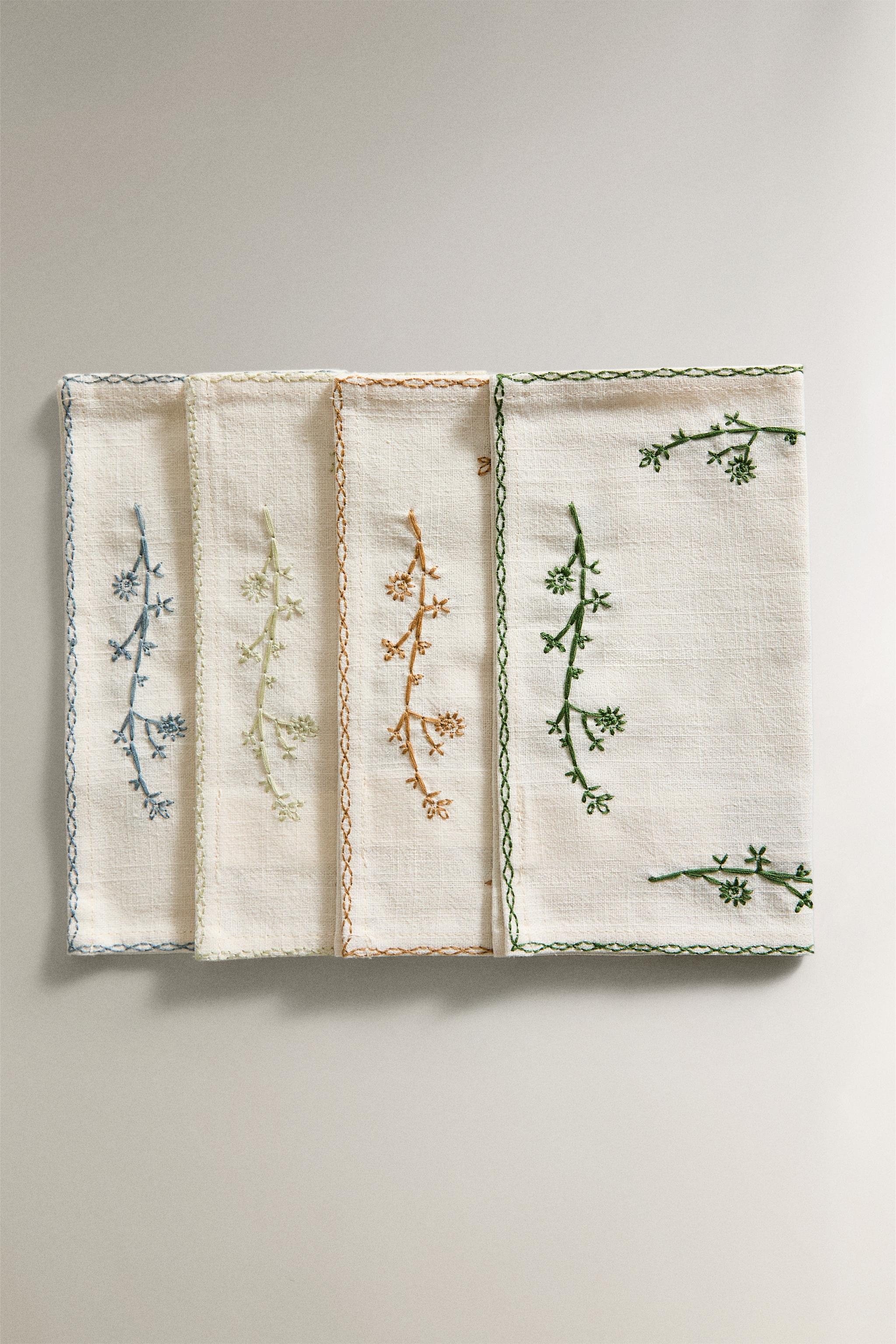 LOT SERVIETTES BRODERIE VÉGÉTALE (LOT DE 4)